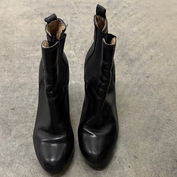 Frye Shoes - Frye Black Leather Ankle Booties